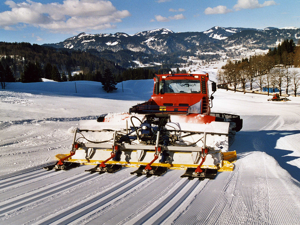 Baechler Top Track LOIPENSPURGERÄTE 01