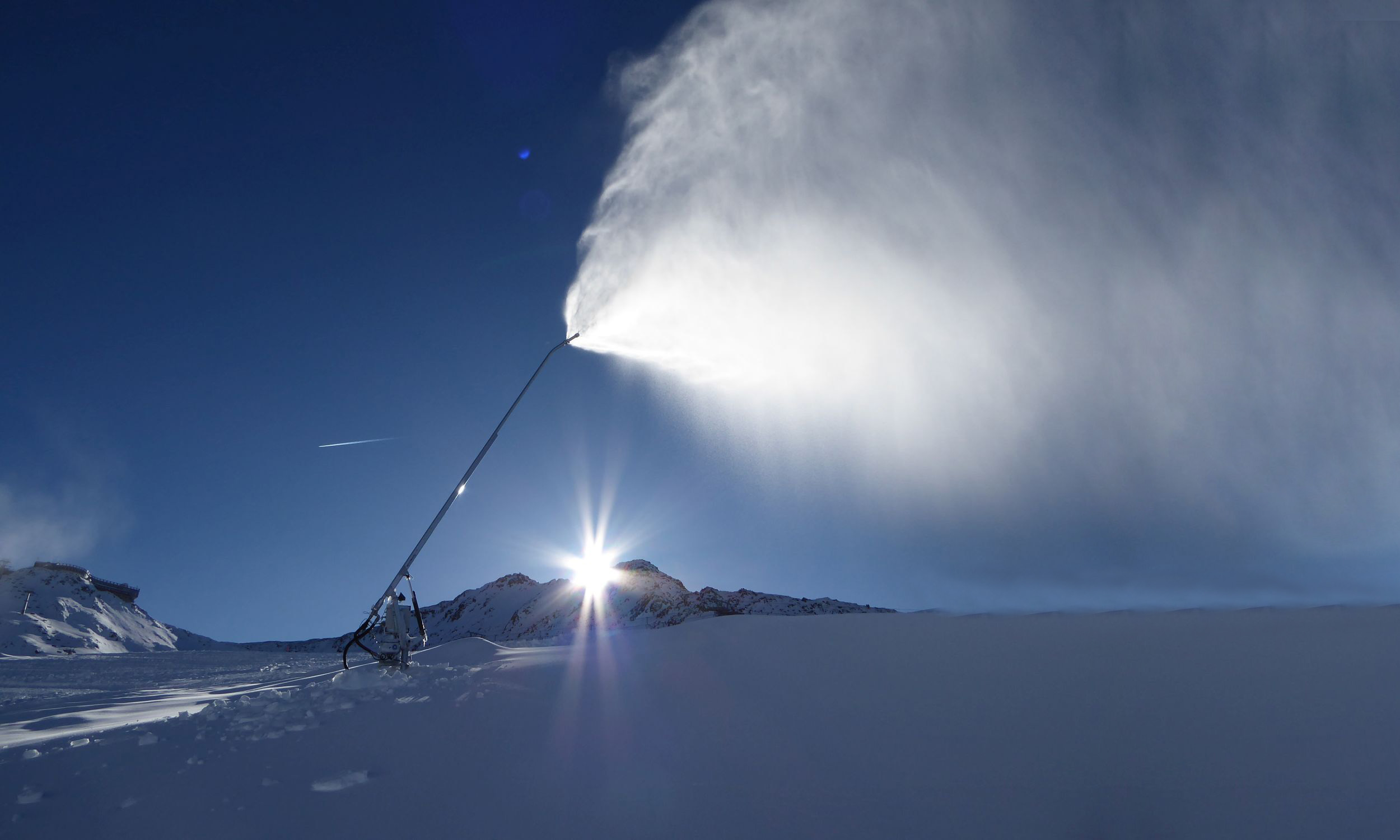 New Energy-efficient Snowgun System - Short